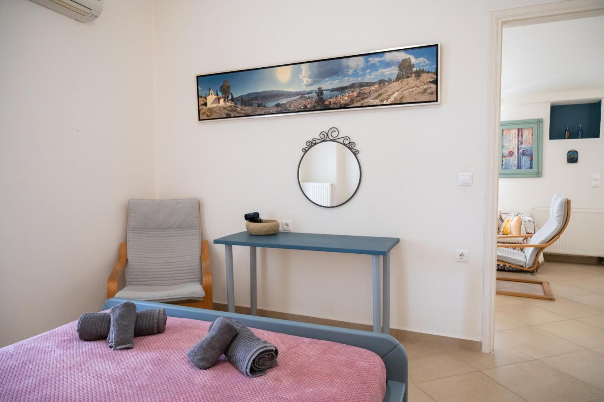 Nadia'S Place Poros Town ภายนอก รูปภาพ