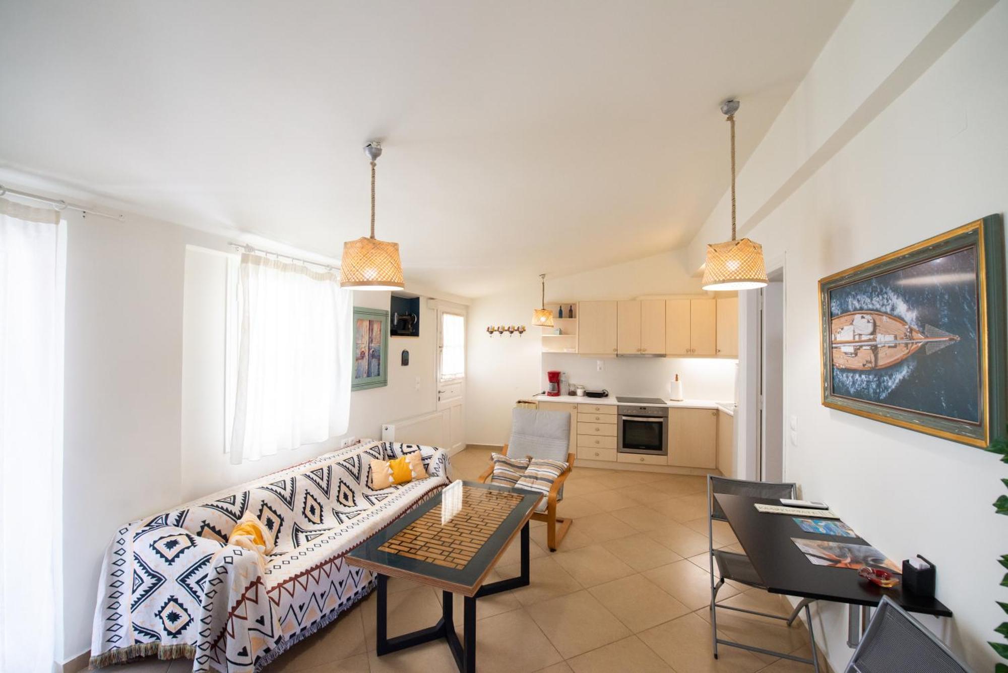Nadia'S Place Poros Town ภายนอก รูปภาพ